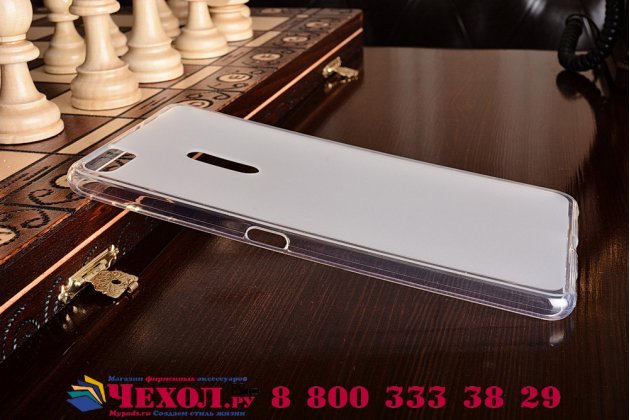 Фирменная ультра-тонкая силиконовая задняя панель-чехол-накладка для ASUS ZenFone 3 Ultra ZU680KL 6.8" белая